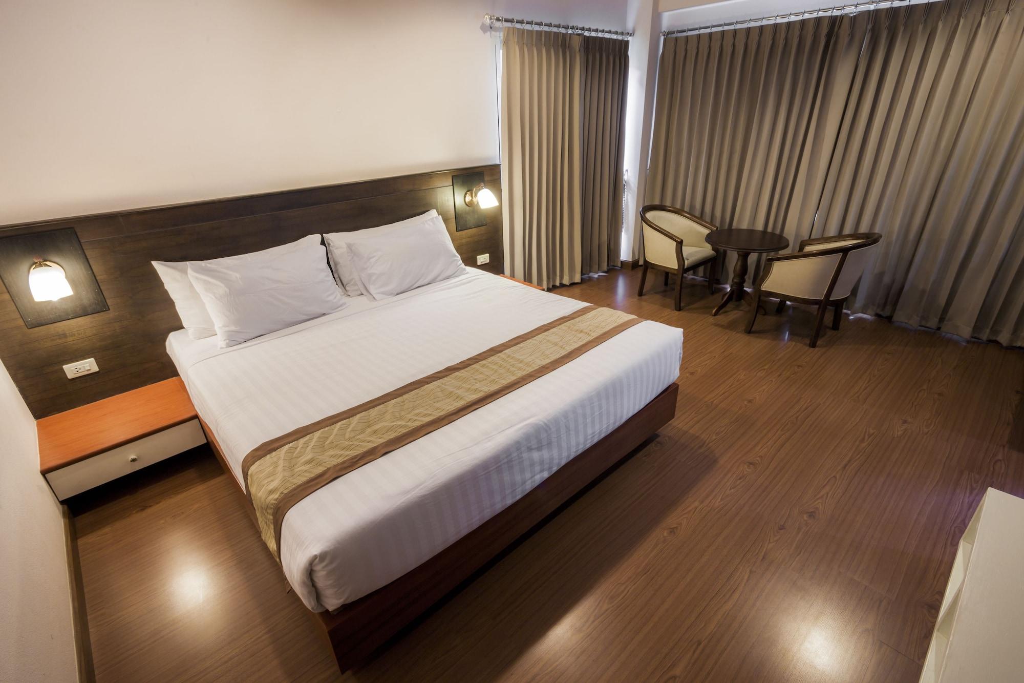 Pimann Inn Hotel Чианг Рай Екстериор снимка