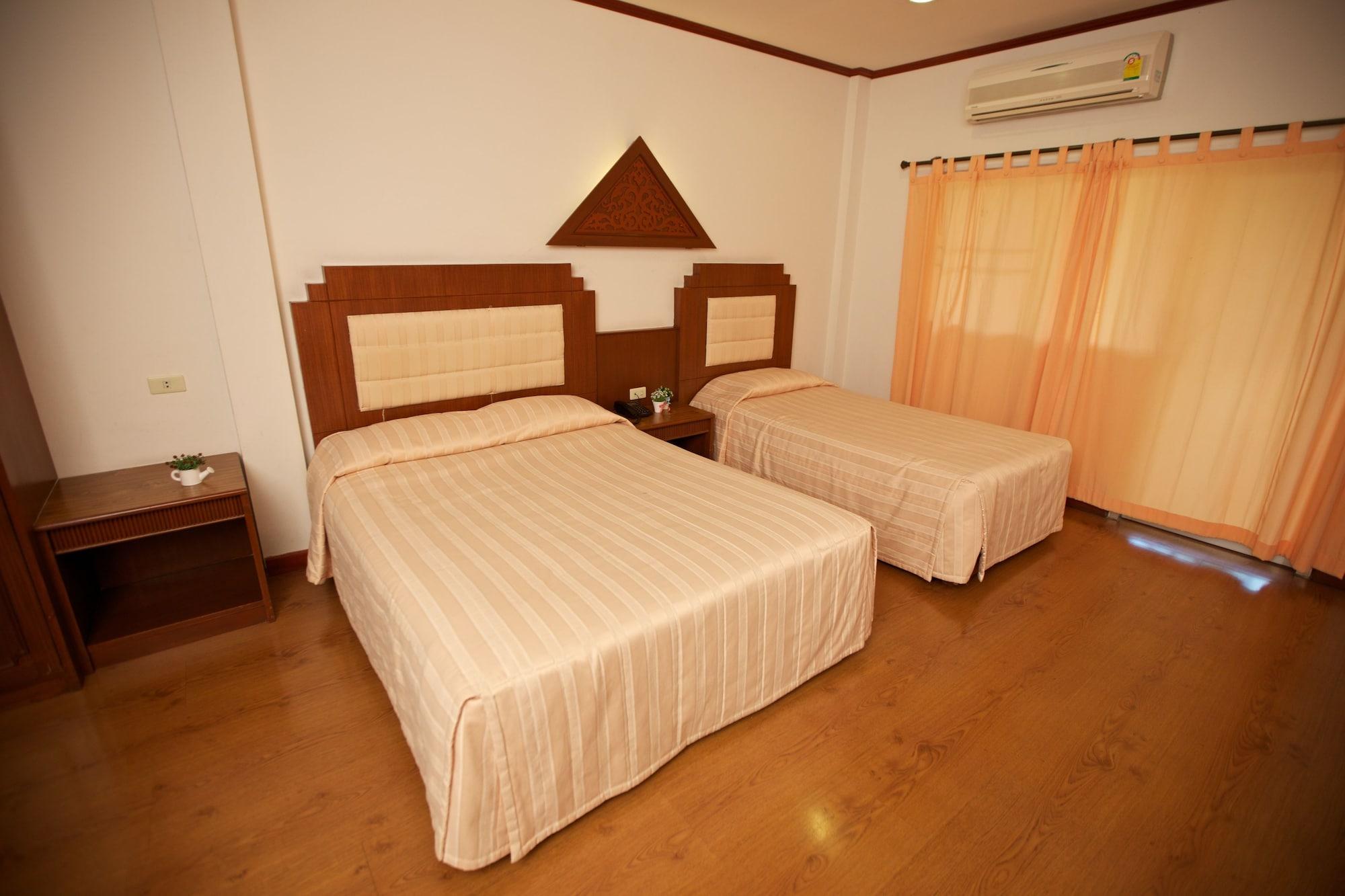 Pimann Inn Hotel Чианг Рай Екстериор снимка