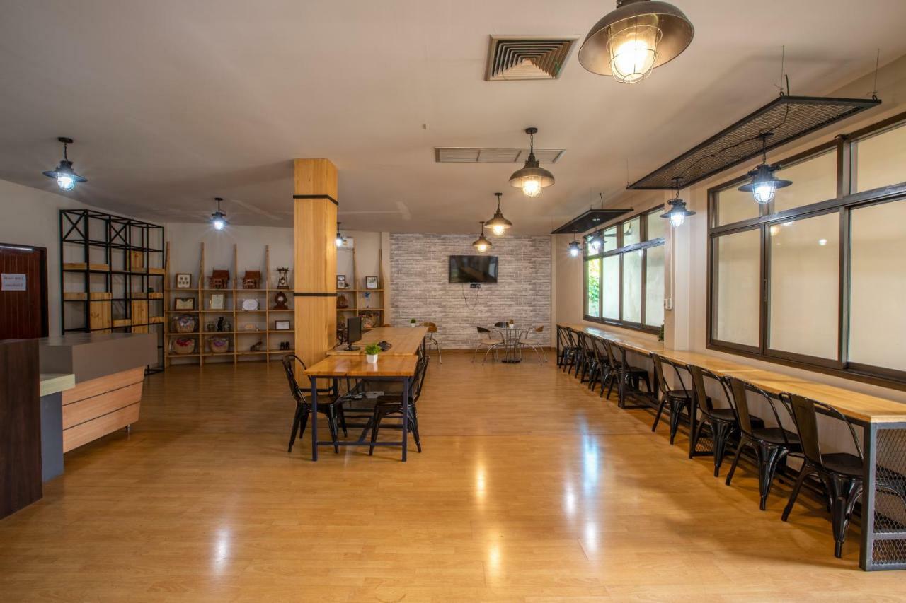 Pimann Inn Hotel Чианг Рай Екстериор снимка